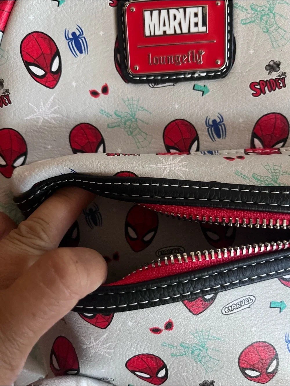 Loungefly Marvel White & Red Spider-Man Mini Backpack